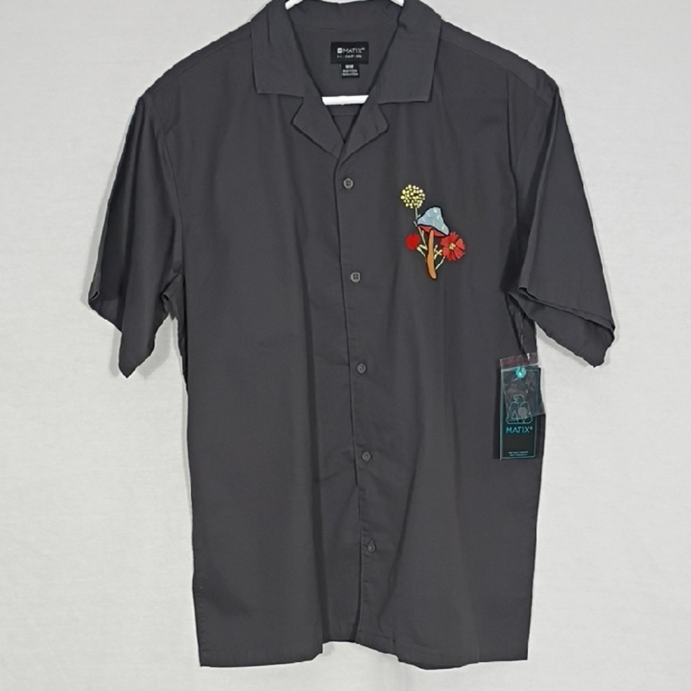 NWT Matix Magnet Lightweight Twill Mushroom Floral Embroidery Button Down Sz Med